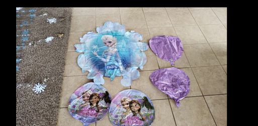 Disney Frozen party set and extra