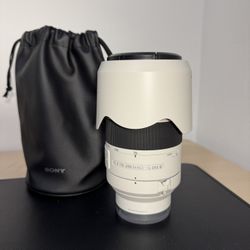 Sony 70-200mm f/4 Macro G OSS II Lens