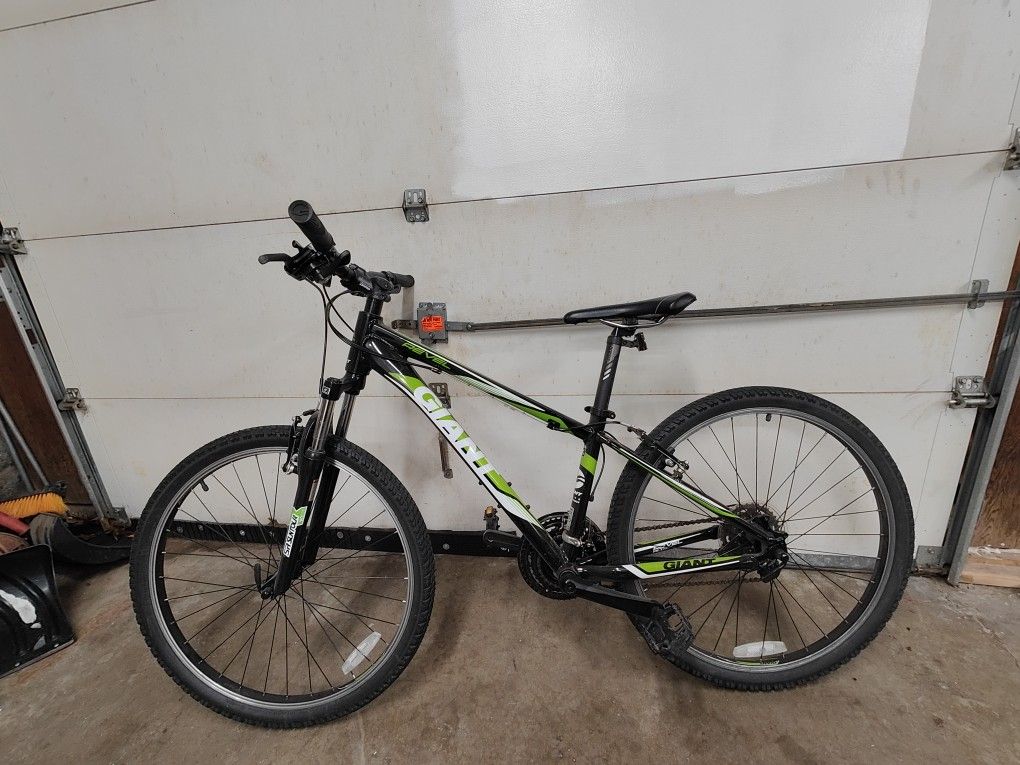 Men's / Boys Bike 40$ Will Deliver For 50