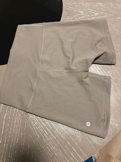 Lululemon biker shorts 5" size 8