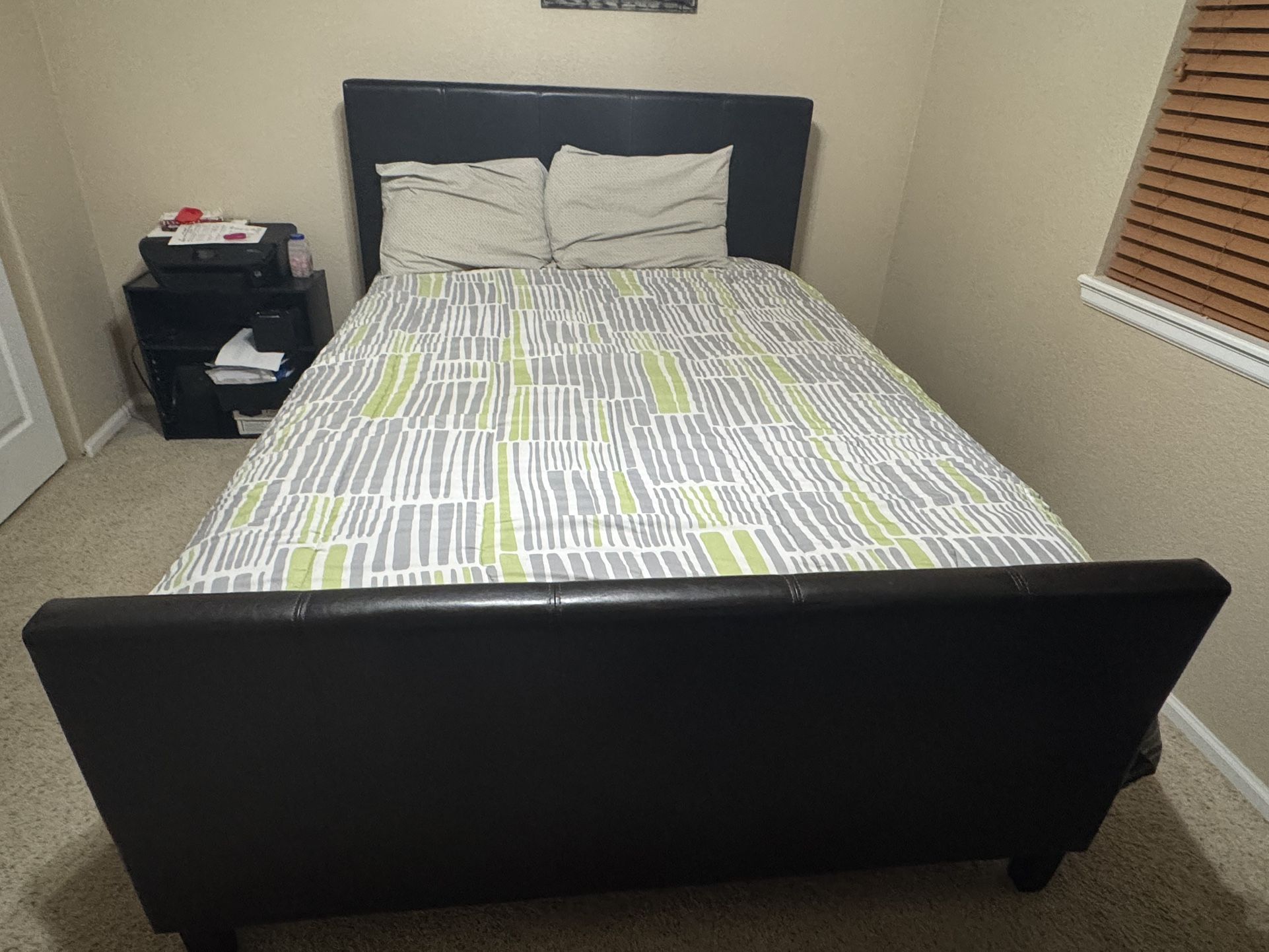 Queen Bed With Mattress and Box spring