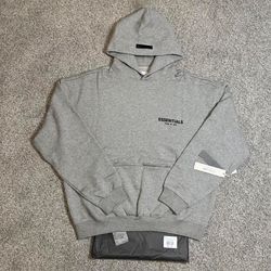 🔥 FEAR OF GOD ESSENTIALS HOODIE – DARK OATMEAL – SIZE M (NEW)