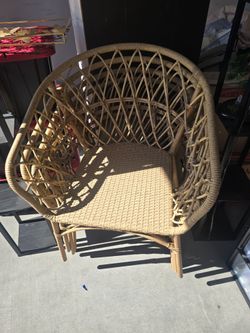 Rattan Wicker Barrel Chair and tables