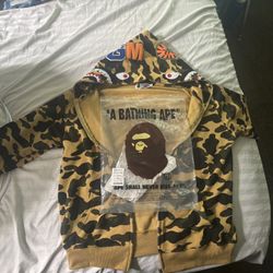 Real Bape Sweater Never Worn 