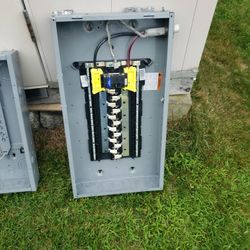 circuit breaker SQuare D Panels 100 amps