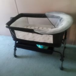 bassinet 
