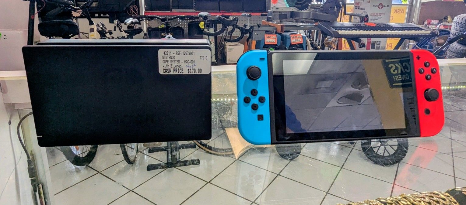 Nintendo Switch With Dock HAC-001