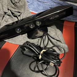 Original Xbox 360 Kinect Sensor  