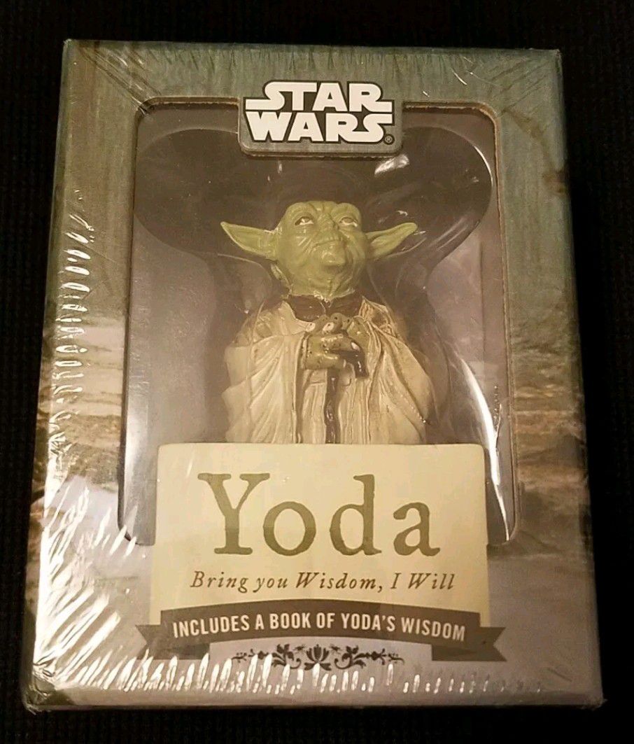 NEW! 2010 STAR WARS Yoda Bring You Wisdom, I Will • WITH A BOOK OF YODA'S WISDOM