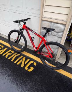 Specialized Hard Rock Rockhopper Mountain Bike - Size Large
