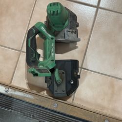 Hitachi Saw 