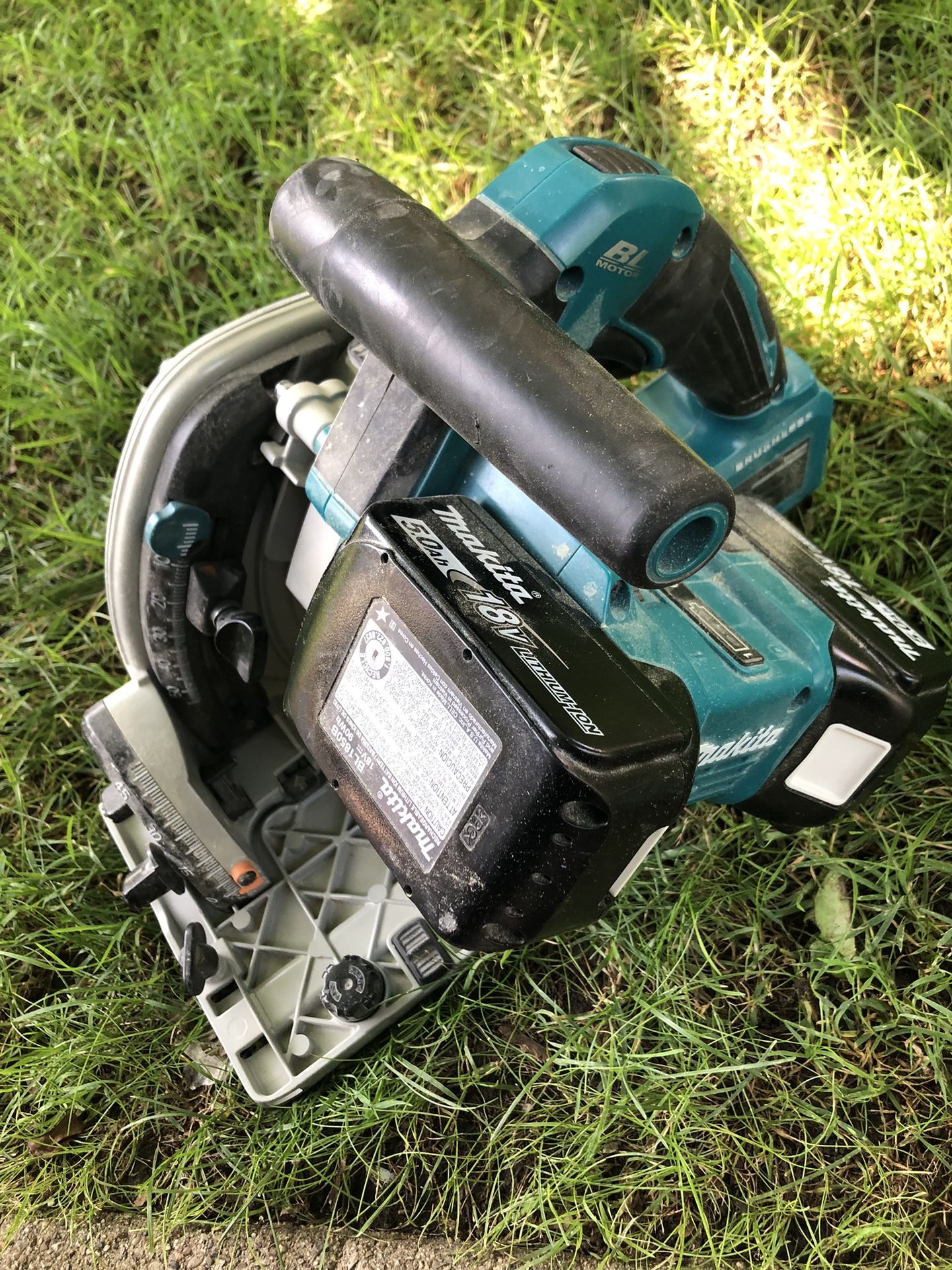MAKITTA CIRCULAR SAW