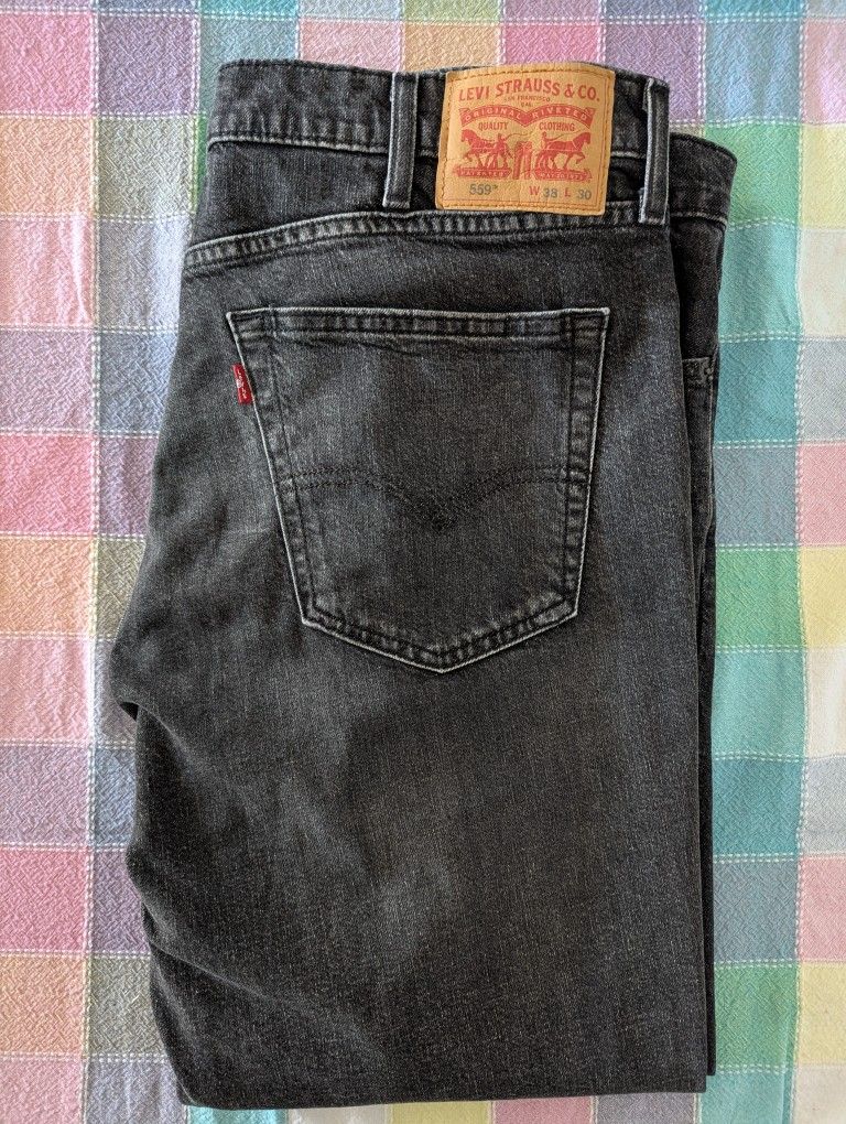 Men's Levi's 38 X 30 559 Straight Leg Jeans