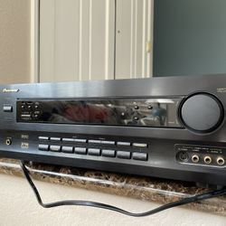 Pioneer VSX-D5O9S Receiver