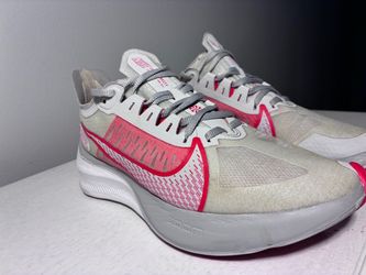 Nike Zoom Gravity Running Sneakers