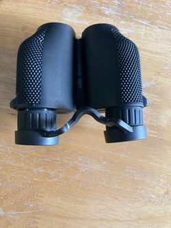 Auto sports binoculars