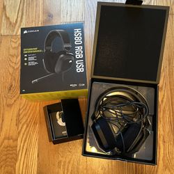 Never Used Corsair HS80 RGB USB Wired Gaming Headset in Carbon
