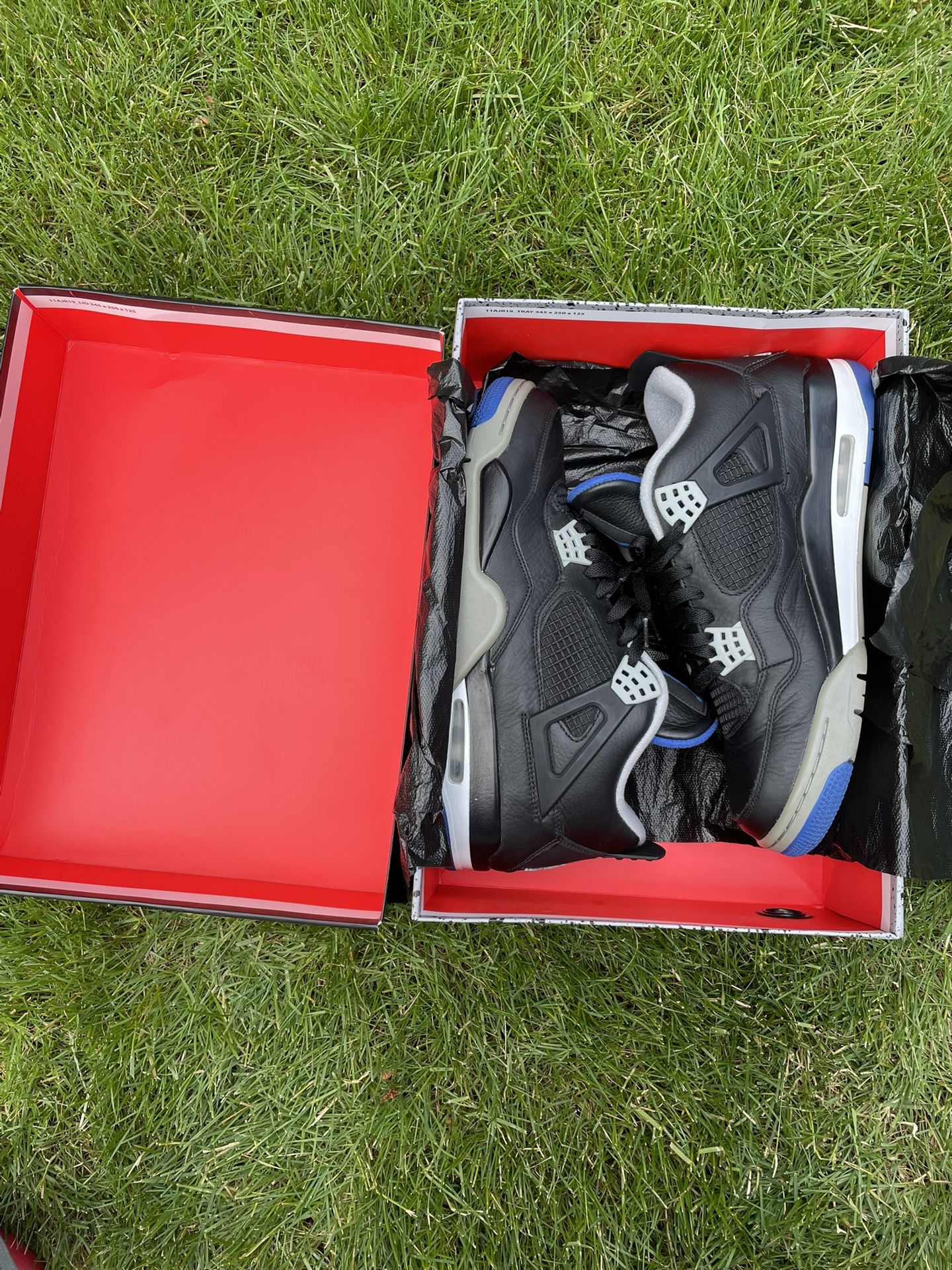 Size 11.5 - Jordan 4 Retro Motorsports Alternate 2017 w/box