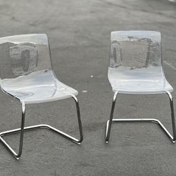 Modern acrylic clear chairs