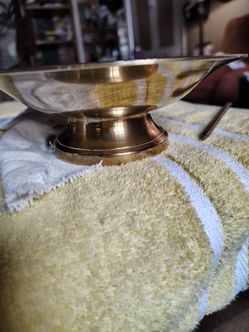Pedestal bowl
