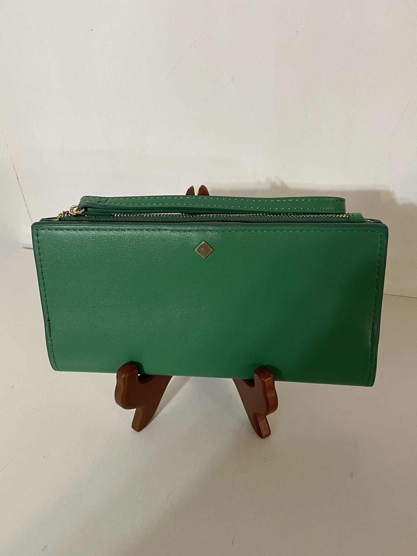 Green Wallet Never Used