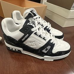 LV Trainer Sneaker