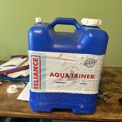 7 Gallon Camping Water Container 