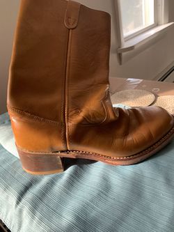 Men’s size 9 Frye Boots leather