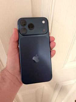 Iphone 17 pro max 256gb at&t cricket