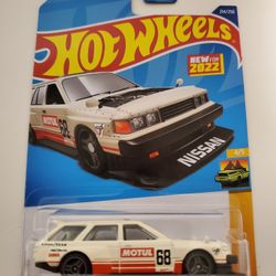 Hot Wheels Nissan Maxima Drift Car