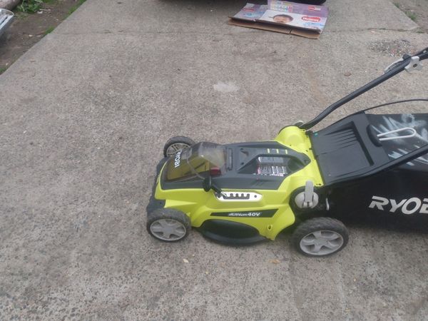 Ryobi 40v lawn mower for Sale in Seattle, WA - OfferUp