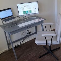 Desk & Chair