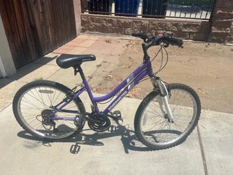 Women’s Bike - Roadmaster Granite Peak 26”