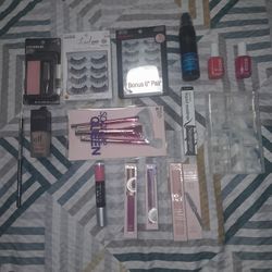 Large Makeup / Cosmetic Bundle Retail Over $100 Take It All For $30