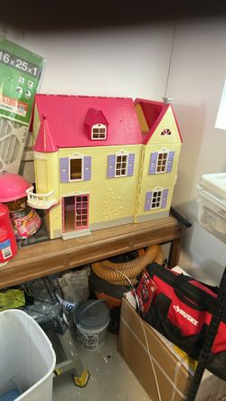 Doll House