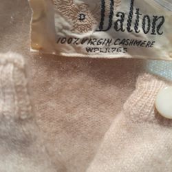 VINTAGE 1950'S Dalton 100% VIRGIN CASHMERE Button Up Cardigan w/ Ivory Buttons 