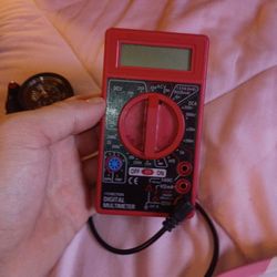 Multimeter digital 