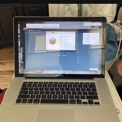 MacBook Pro 2010 8GB Ram Intel I7 Laptop 
