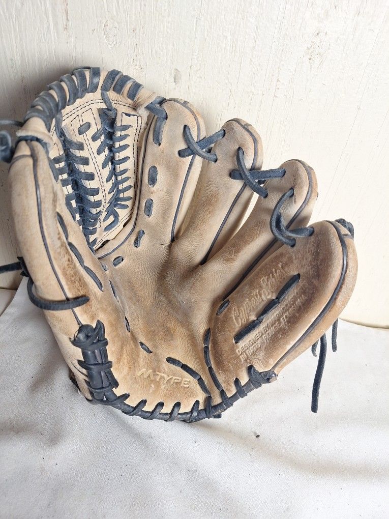 Marucci Cypress Series Baseball Glove, 12"