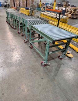 Expandable conveyor