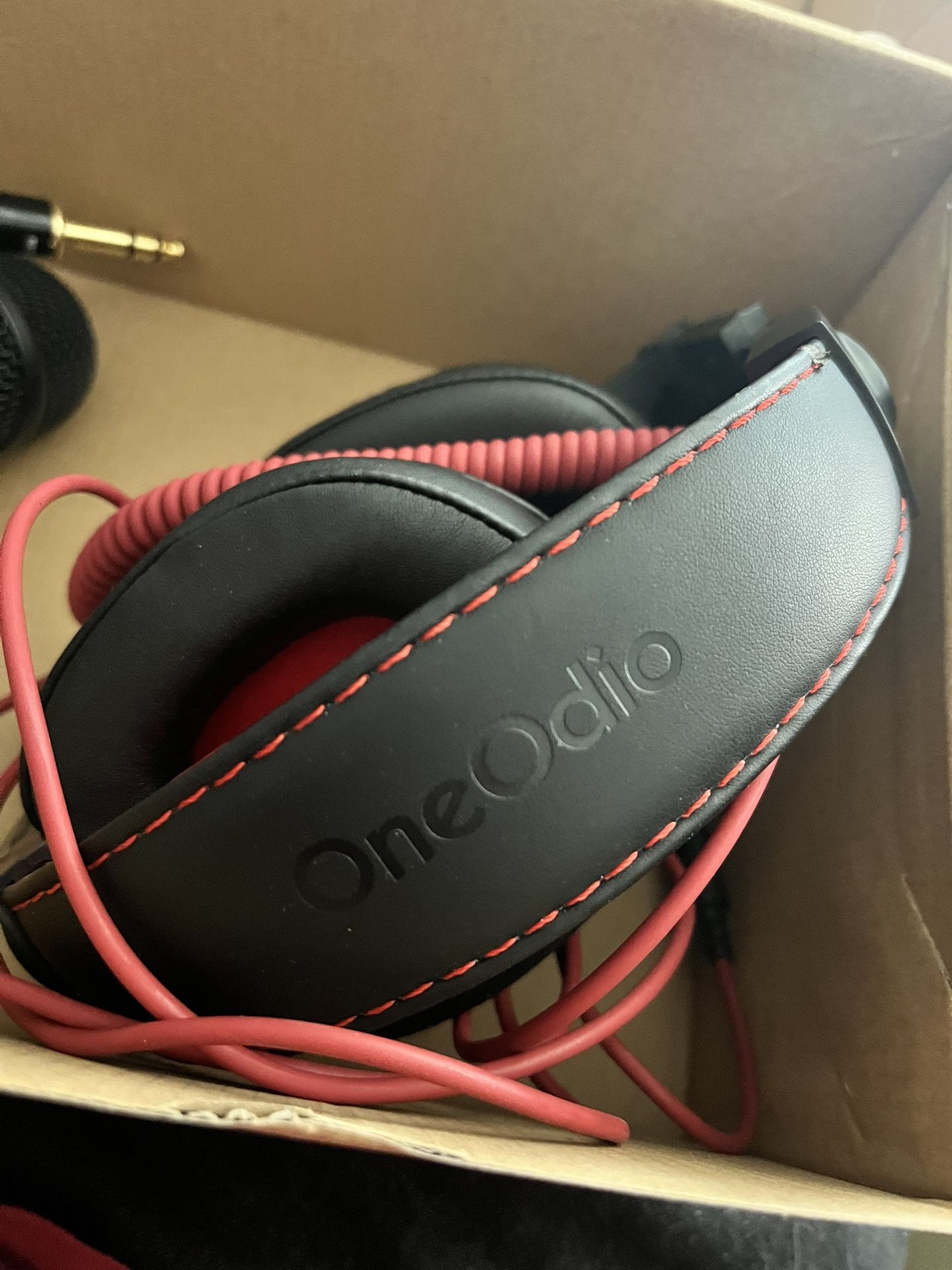 One Odio DJ Headphone Studio Quality