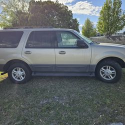 Ford EXPEDITION 2005 XLT