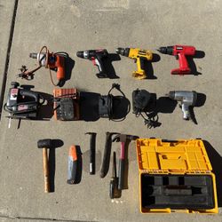 Tools / Drills / Jigsaw / Hammers / Impact / Case