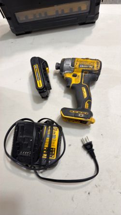 DeWalt 20V XR Cordless Impact Driver with Battery & Charger