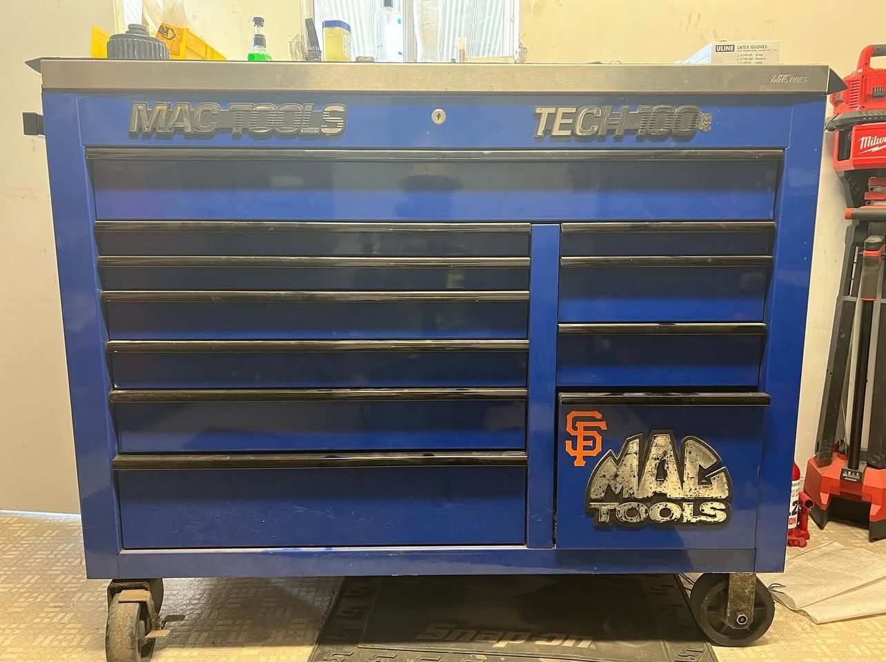 Mac Tool Box