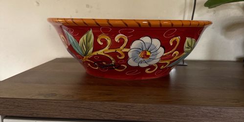 Large Salad serving bowl. Hand painted