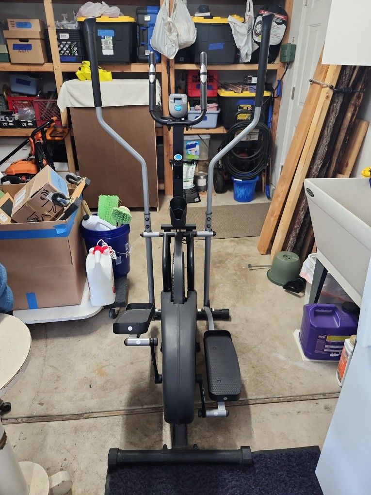Pro Gear Fitness Elliptical