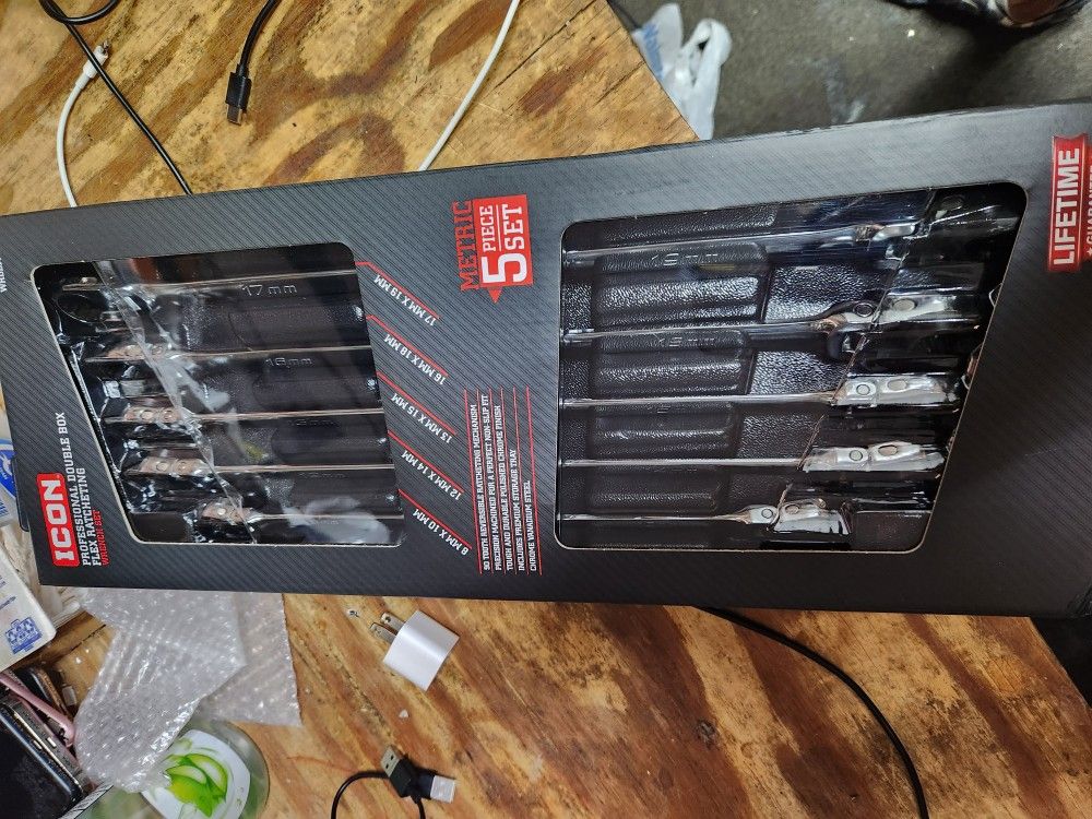 Icon Professional Double Box Flex Ratcheting Wrench Set. 5 Piece