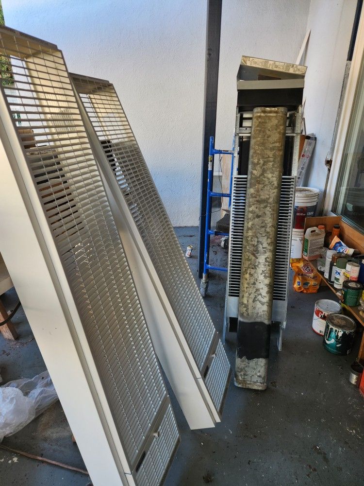 Monterey Top-Vent Wall Heater 50,000 BTUH