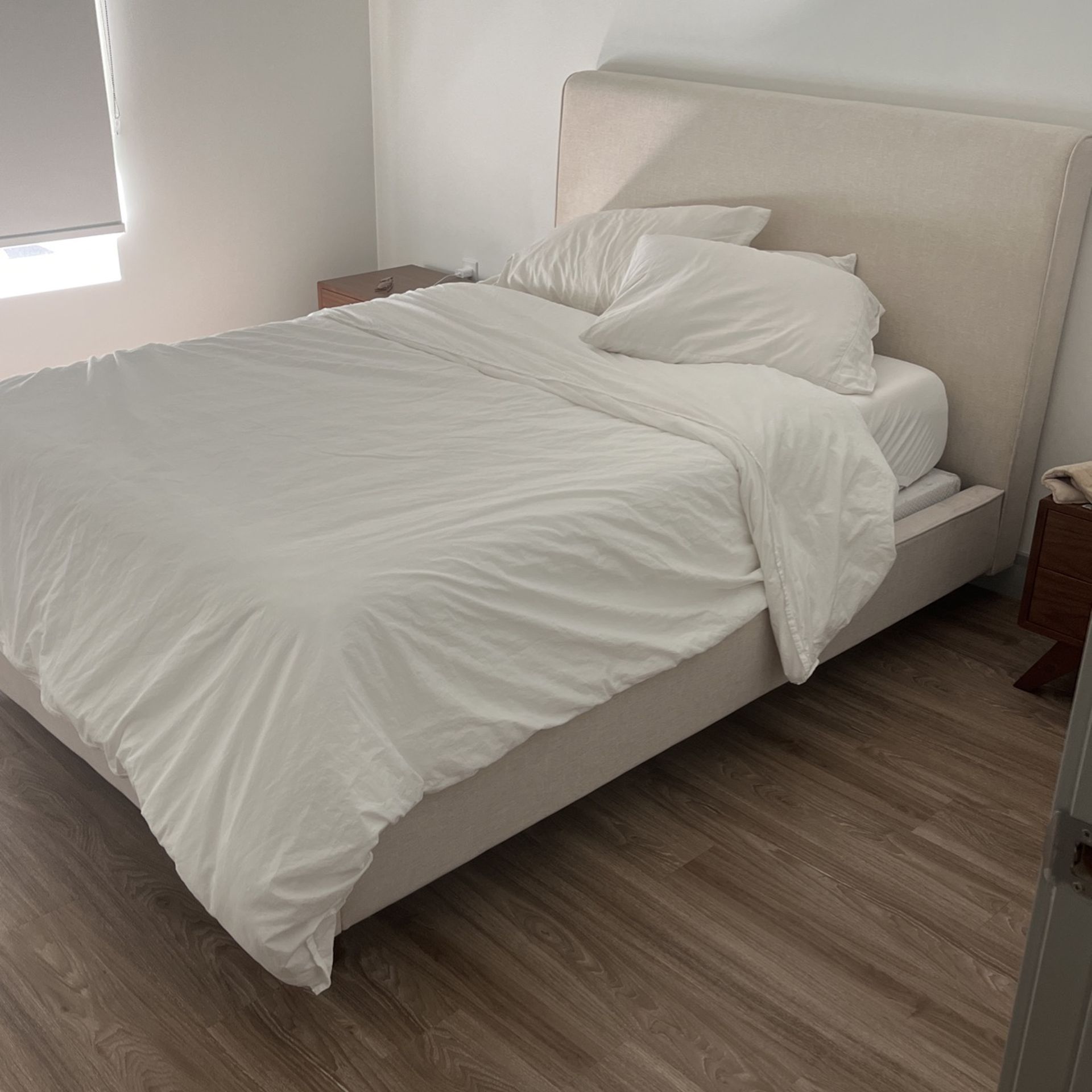 Free Full bed and Mattress 